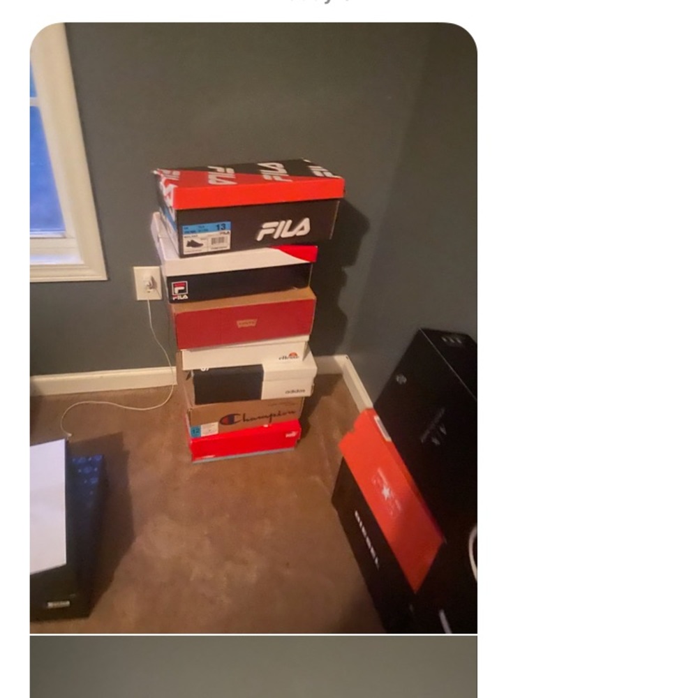 I am selling empty shoe boxes.
